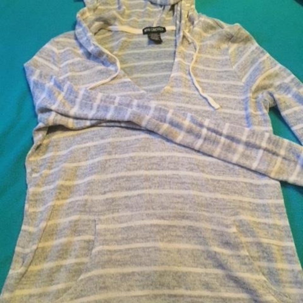 V neck Sweater